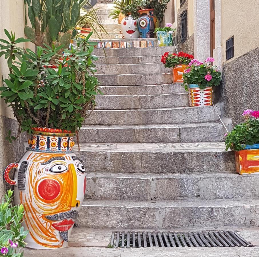 Oltremare Taormina Letojanni Apartment Exterior photo
